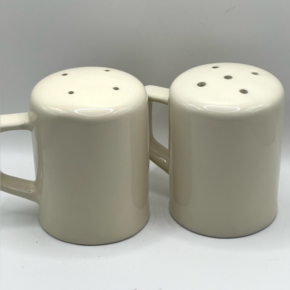 Vintage Provincial by Home Concepts Ceramic Salt & Pepper Shakers Korea - Picture 5 of 9
